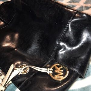 MK patent leather bag extra pictures with dust bag